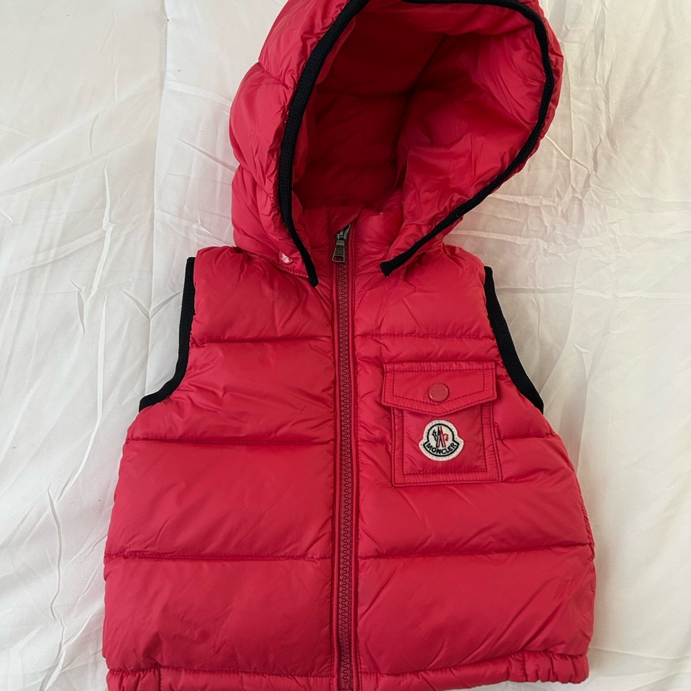 Moncler vest 9-12 months